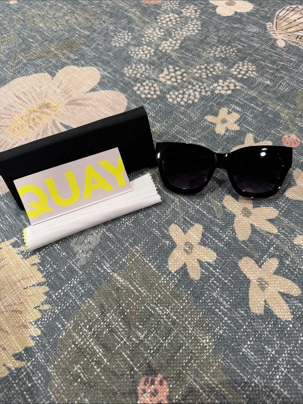 Quay By The Way Sunglasses with Box